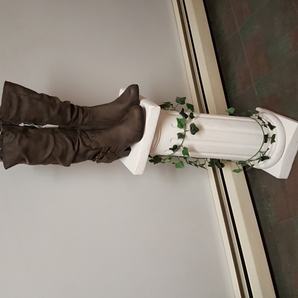 Ladies Boots